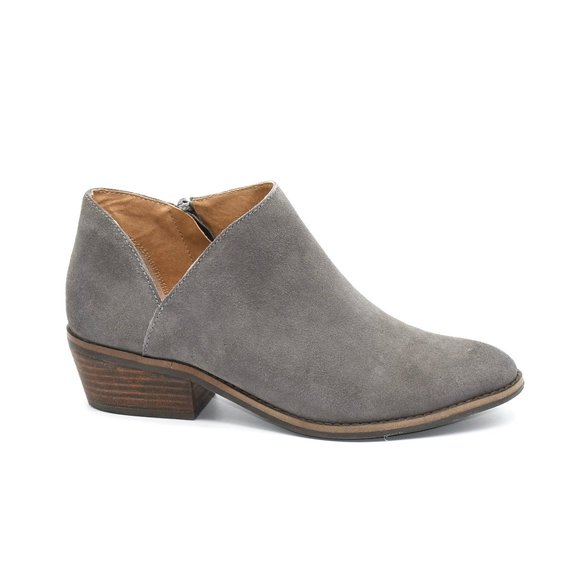 Lucky Brand Shoes - Lucky Brand Frankela Grey Suede 8.5